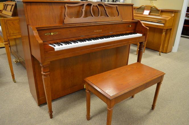 1995 Yamaha M500 Milano, dark oak - Upright - Console Pianos